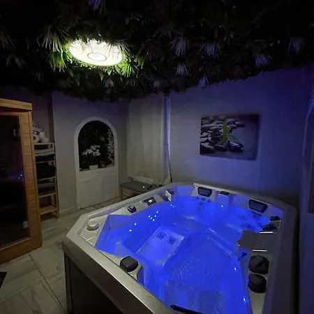 La M House - Gilles